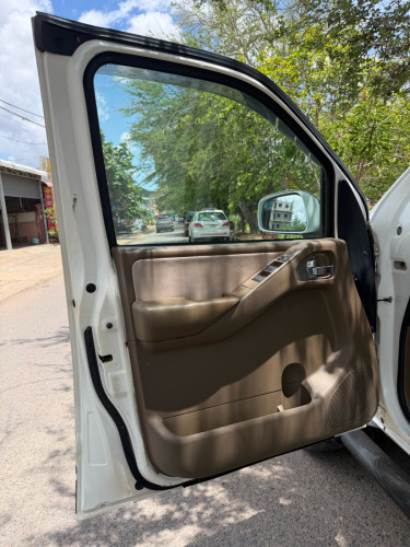 Nisan frontier 06 បុង1