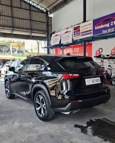 NX 200 2017 luxury up F-sport