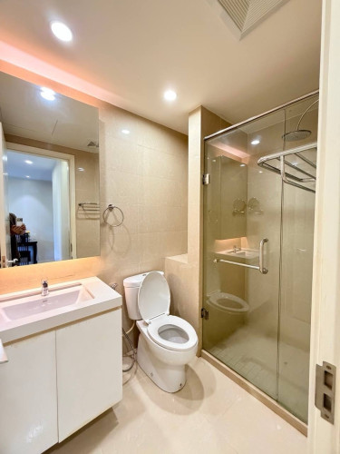 One bedroom condo for rent at Casa Meridian Koh Pich