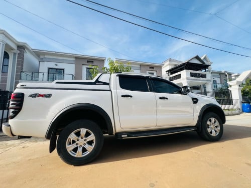 Ranger XLT 2021 ម៉ាស៊ីន 3.2