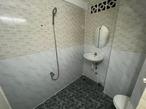 Rent House 200$