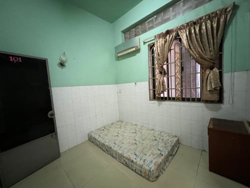 Room for rent បន្ទប់សំរាប់ជួលខែ 房间出租