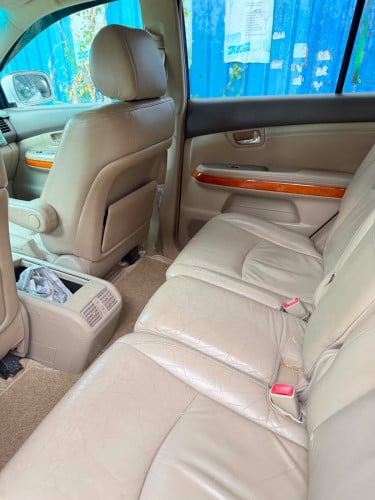 RX330 ឆ្នាំ​05 ស្អាត​ full option