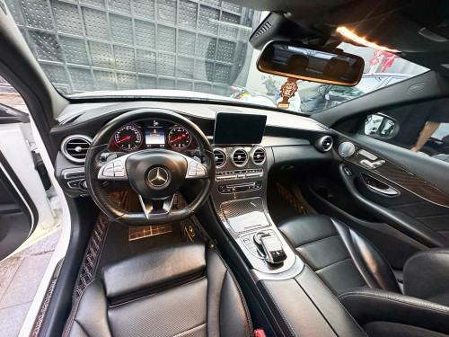 Sale Mercedes Benz C300 AMG year2015 គុជ2​ យ៉ាន់19អុីង​