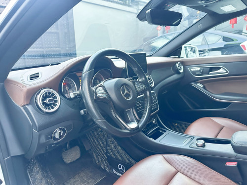 Sale Mercedes Benz CLA250 AMG Fulloption ក្រដាស​ពន្ធ​