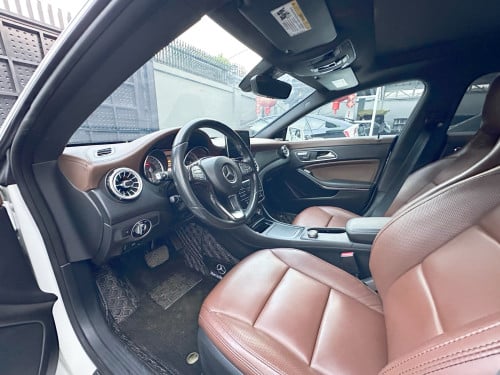 Sale Mercedes Benz CLA250 AMG Fulloption ក្រដាស​ពន្ធ​