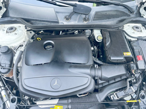 Sale Mercedes Benz CLA250 AMG Fulloption ក្រដាស​ពន្ធ​