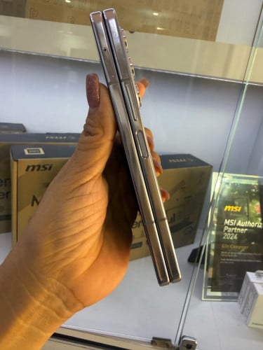 Samsung Zfold 5 12G 1T 98.99%