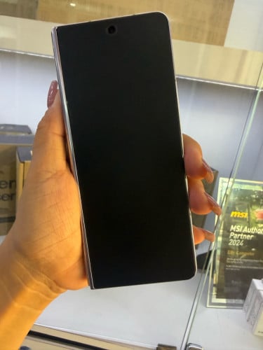 Samsung Zfold 5 12G 1T 98.99%