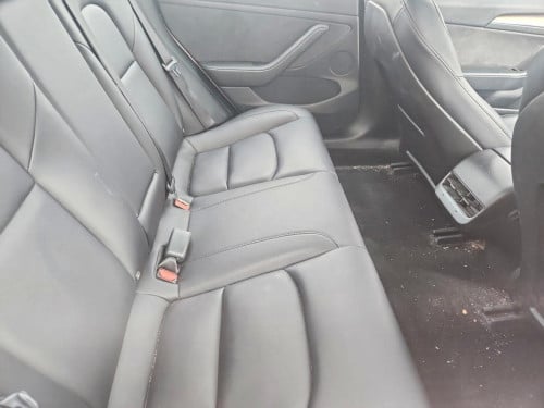Sell Tesla model 3 2021 long range dual motor សាង​19500$
