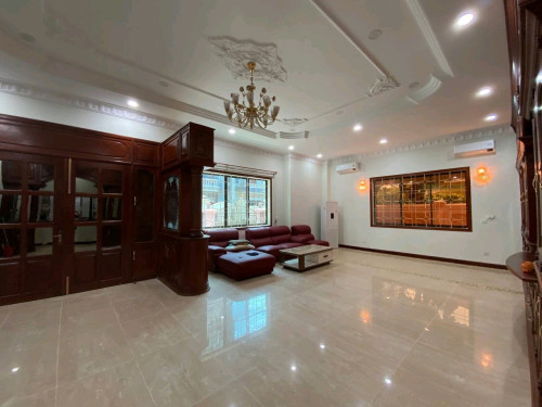 Single Villa at Borey ChamKar Mon for rent
