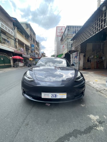 Tesla Model 3 2018 Long Range Dual Motor ម្ចាស់ដើមទីមួយ 7មុឺនម៉ាយសុីន