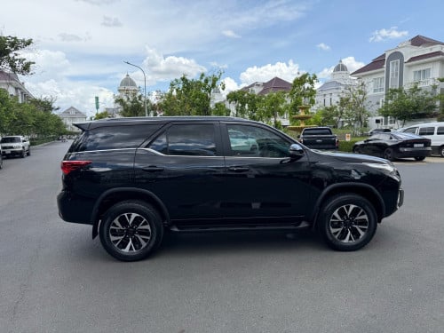 Toyota Fortuner 2018
