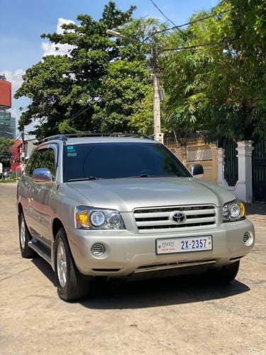 Toyota Highlander 2004 v4