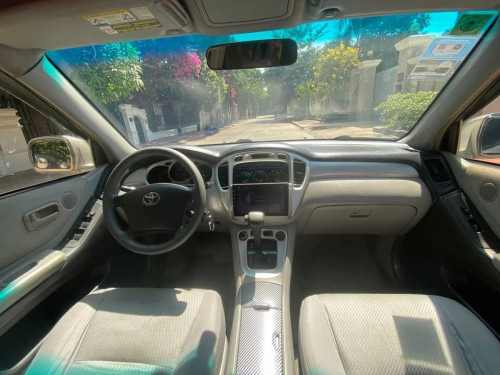 Toyota Highlander 2004 v4