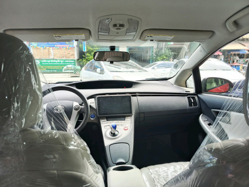 Toyota Prius 012 Option 2