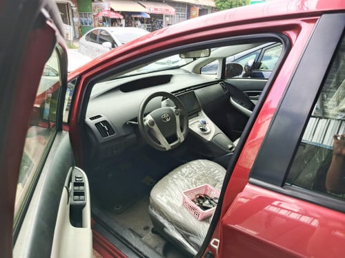 Toyota Prius 012 Option 2