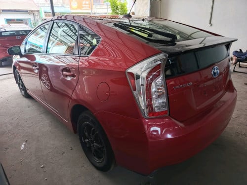 Toyota Prius 012 Option 4