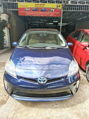 Toyota Prius 012 Option 4 Deluxe Solar