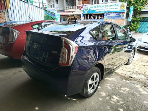 Toyota Prius 012 Option 4 Deluxe Solar