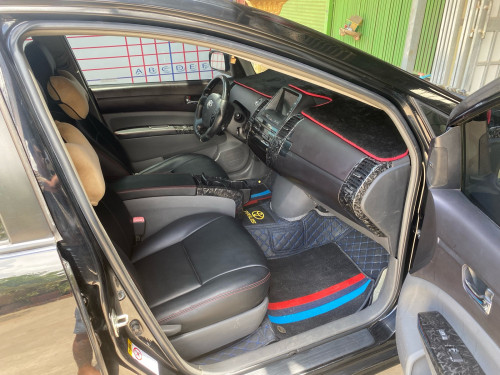 Toyota Prius 2004 full option MC
