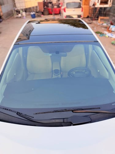 Toyota Prius 2013 Option 3 សូឡា ឃ្មុំ​ហ្ស៊ីន ទឹកថ្នាំហ្ស៊ីន​ 97%