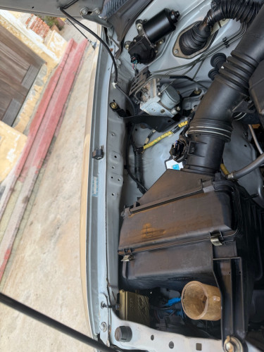 Toyota Tacoma 03 V 6 ប៉ុងមួយ ប្រើកង់ភ្លើងឡានស្អាត