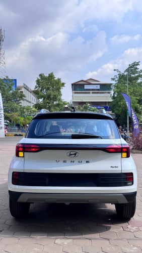 Venue 2026 តម្លៃពិសេស