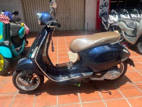VESPA PRIMAVERA សេរី2018