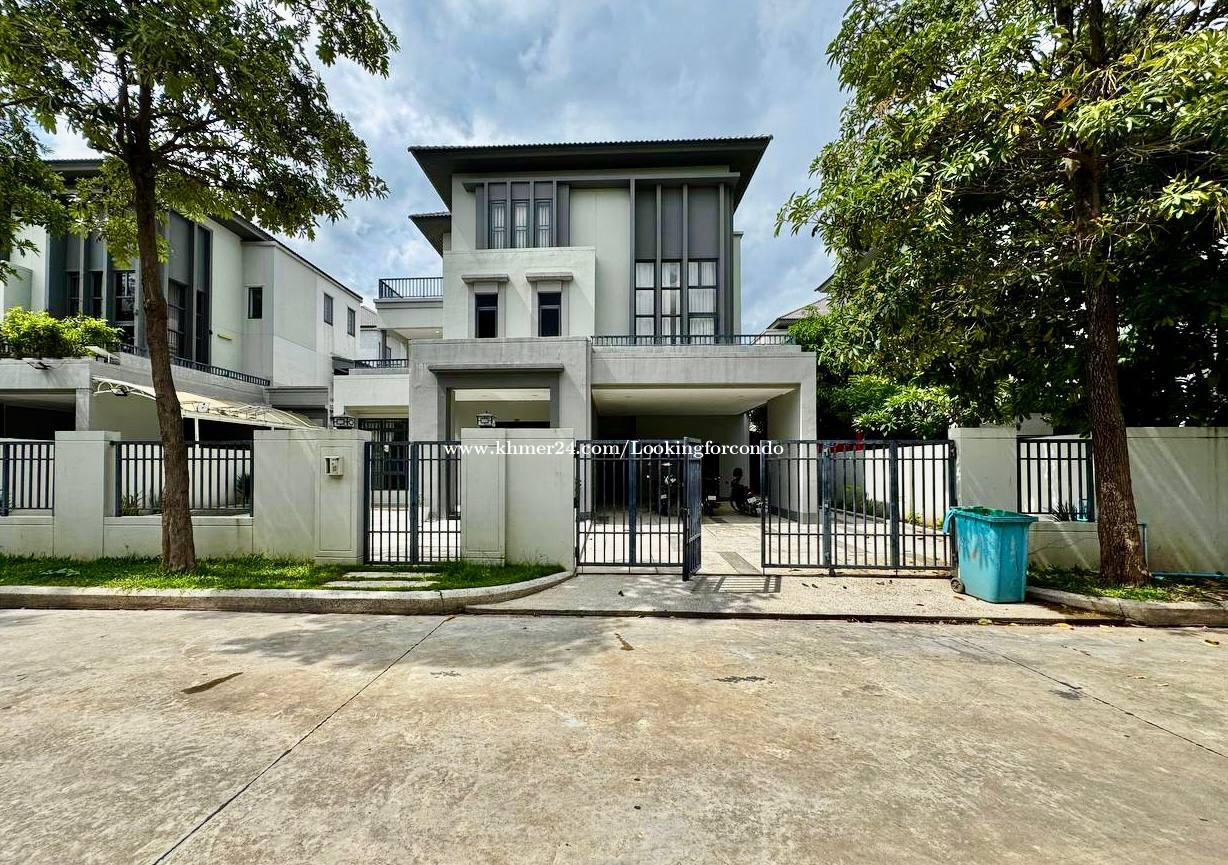Queen Villa for Rent
