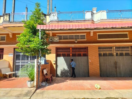 ផ្ទះ​ ស្រួលរស់នៅ