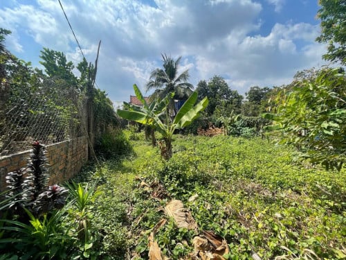 ដីនិងផ្ទះលក់បន្ទាន់ នៅតំបន់កោះក្របី