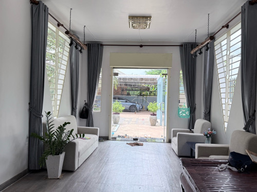 ផ្ទះវិឡាតឿស្អាតកណ្តាលក្រុងសៀមរាប (ម្ចាស់ផ្ទាល់)