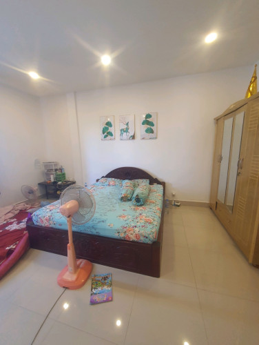 ផ្ទះលក់បន្ទាន់មកមុនបានមុន