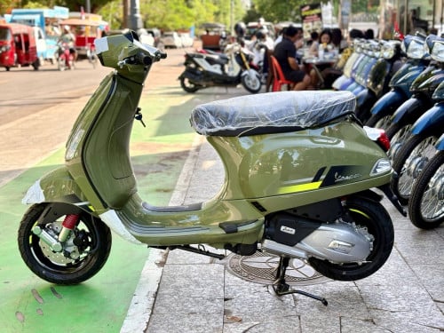 ពណ៍ពេញ និយម