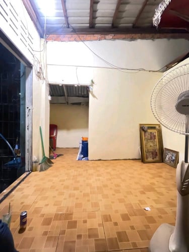 លក់ផ្ទះតំលៃល្អក្រោម1000$បានផ្ទះក្នុងក្រុង