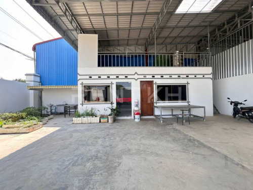 ឃ្លាំងសម្រាប់ជួលនៅសែនសុខ