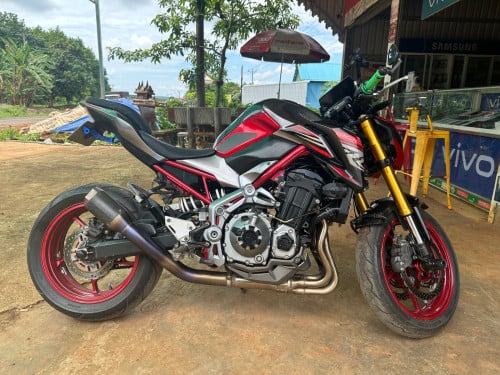 ចង់លក់ដូរសារី
