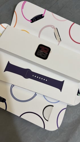 Apple Watch SE3 2025 44mm ថ្មីប្រអប់មានធានាក្រុមហ៊ុន1ឆ្នាំតម្លៃពិសេសជូន