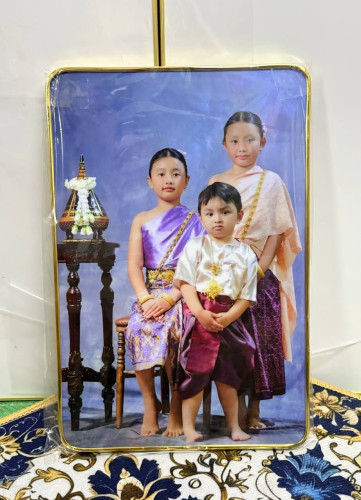 ស៊ុមសុញកាលទំហំ20x30=8$
