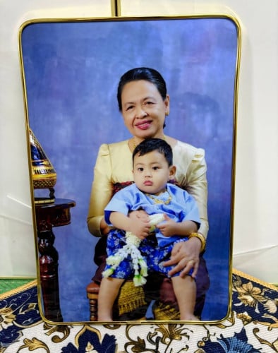 ស៊ុមសុញកាលទំហំ20x30=8$