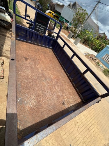 ម៉ូតូ ដឹក $950 មានកាត់ទ្រី ចរចា
