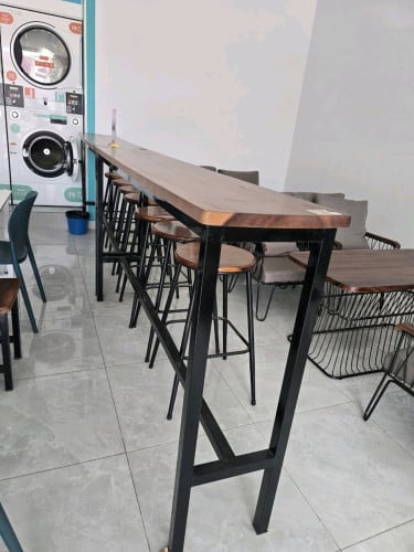 ឈុតតុកៅអី bar សម្រាប់ Mart, កាហ្វេ ថ្មី