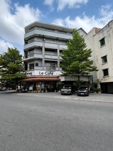 ហាងសម្រាប់ជួលបន្ទាន់/coffee shop&restaurant for rent urgently