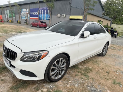 ឡាងចងលក់ C300 4matic