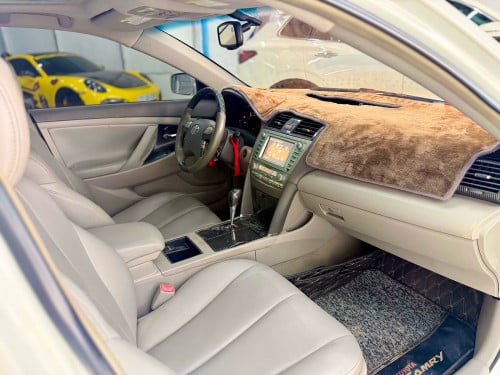 ឡានលក់ Camry 08 Hybrid Full option ពណ័ស