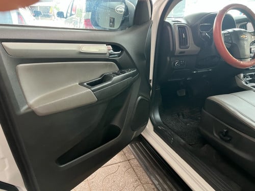ថ្មីណាស់ Chevrolet 2020 full ហ្ស៊ីនមួយជុំ
