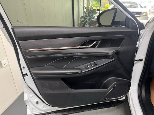 🩵DongFeng Aeolus L7 plug in hybrid