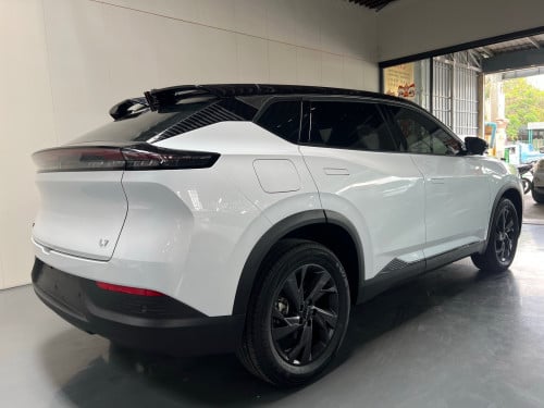 🩵DongFeng Aeolus L7 plug in hybrid