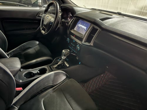 ខ្ចីញិញ Ford Ranger Raptor 2020 សុីនមួយជុំកាត់ពីម្ចាស់ដើមផ្ទាល់ តម្លៃ 41800$ Tel: 012892537